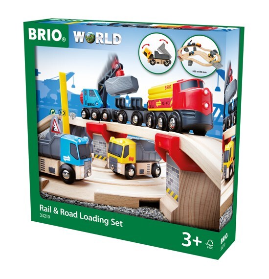 BRIO SET - RAIL & ROAD LOADING SET - 32 PIECES