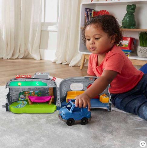 FISHER PRICE LITTLE PEOPLE LIGHT UP LEARNING CAMPER